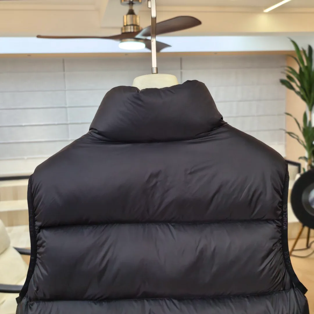 Жилеты Женские Moncler 18130365