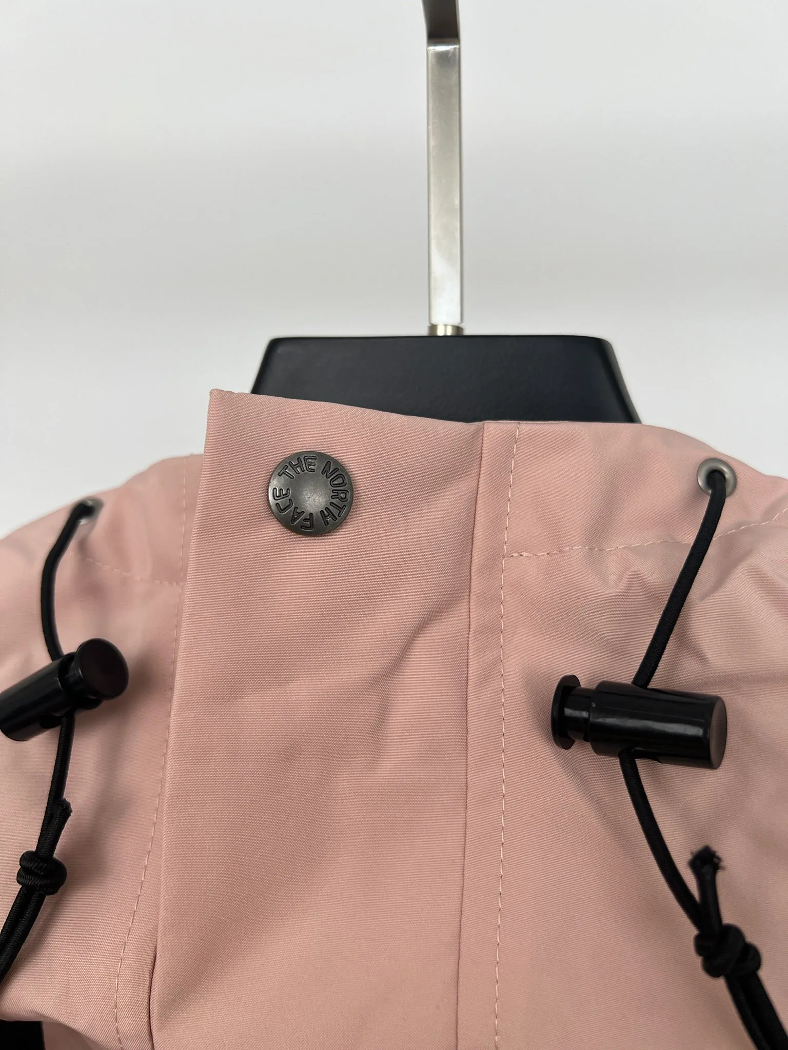 Куртки И Пуховики Женские The North Face 18416098