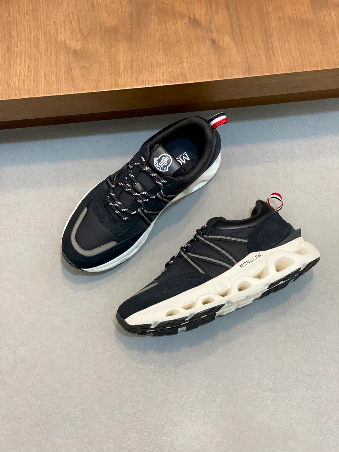 Кроссовки Мужские Moncler 11250175