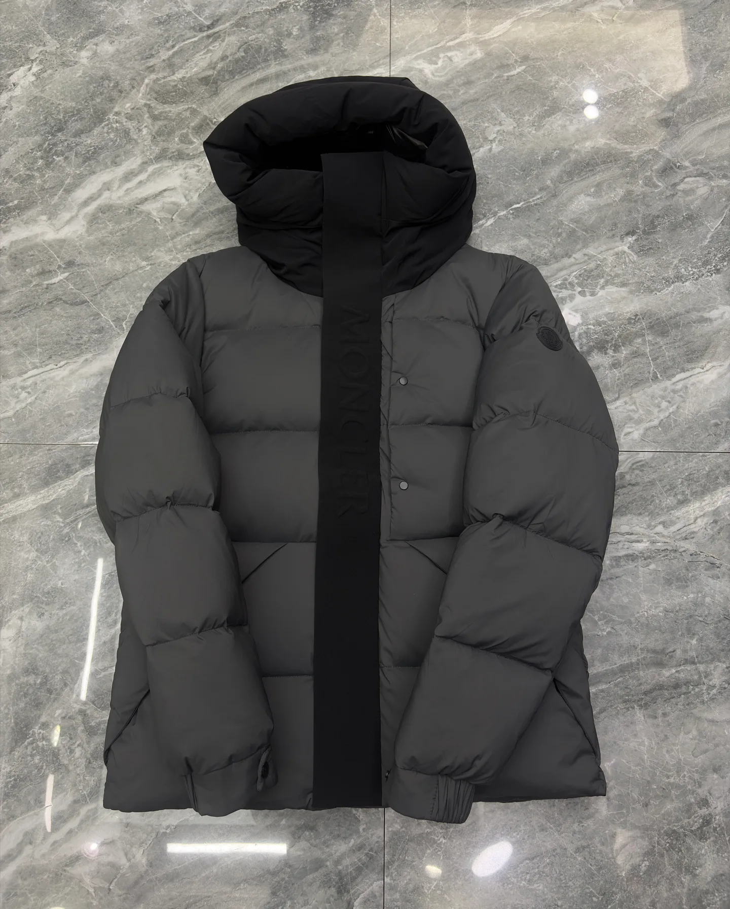 Куртки И Пуховики Мужские Moncler 17568670