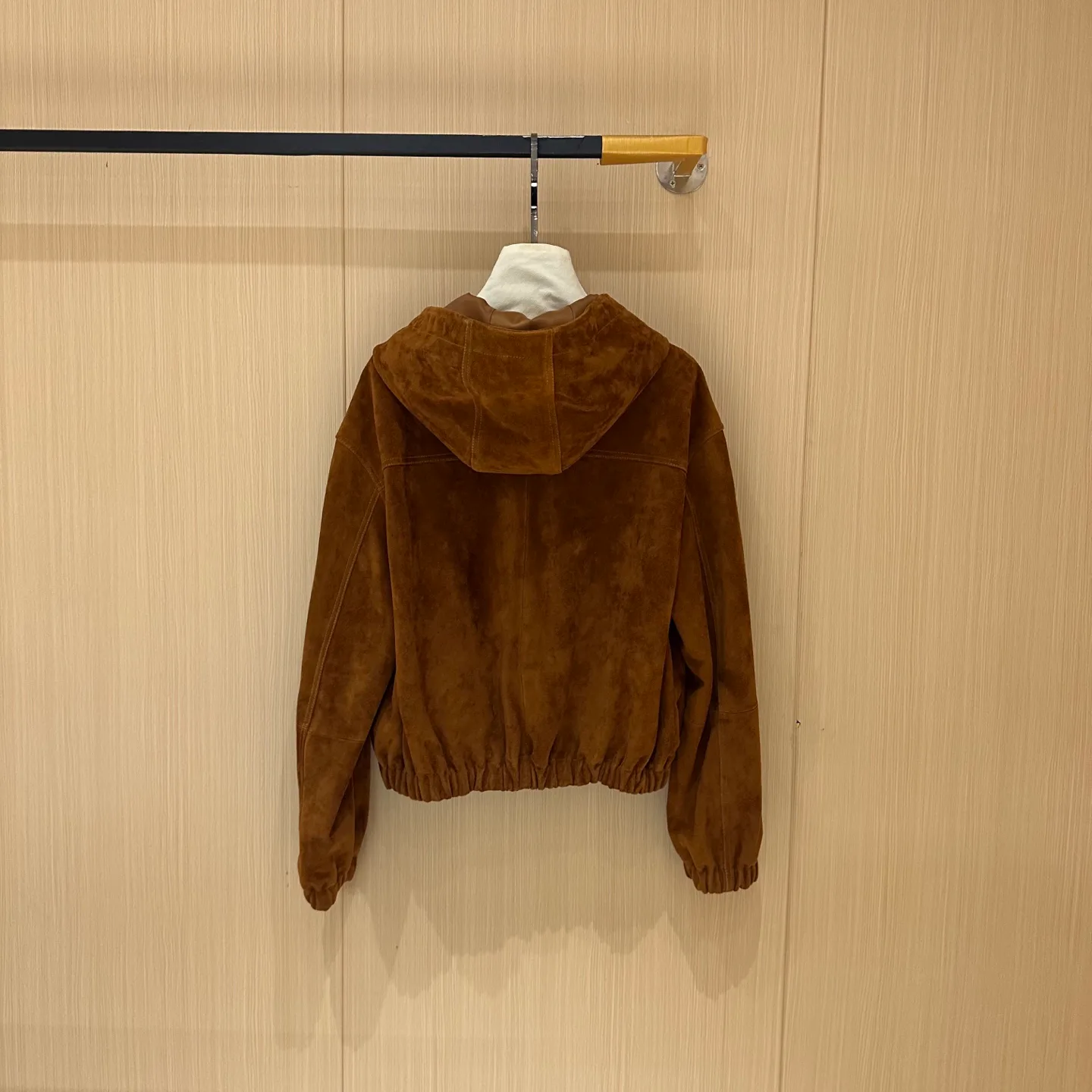 Кожаные Куртки И Дублёнки Женские Miu Miu 13458780