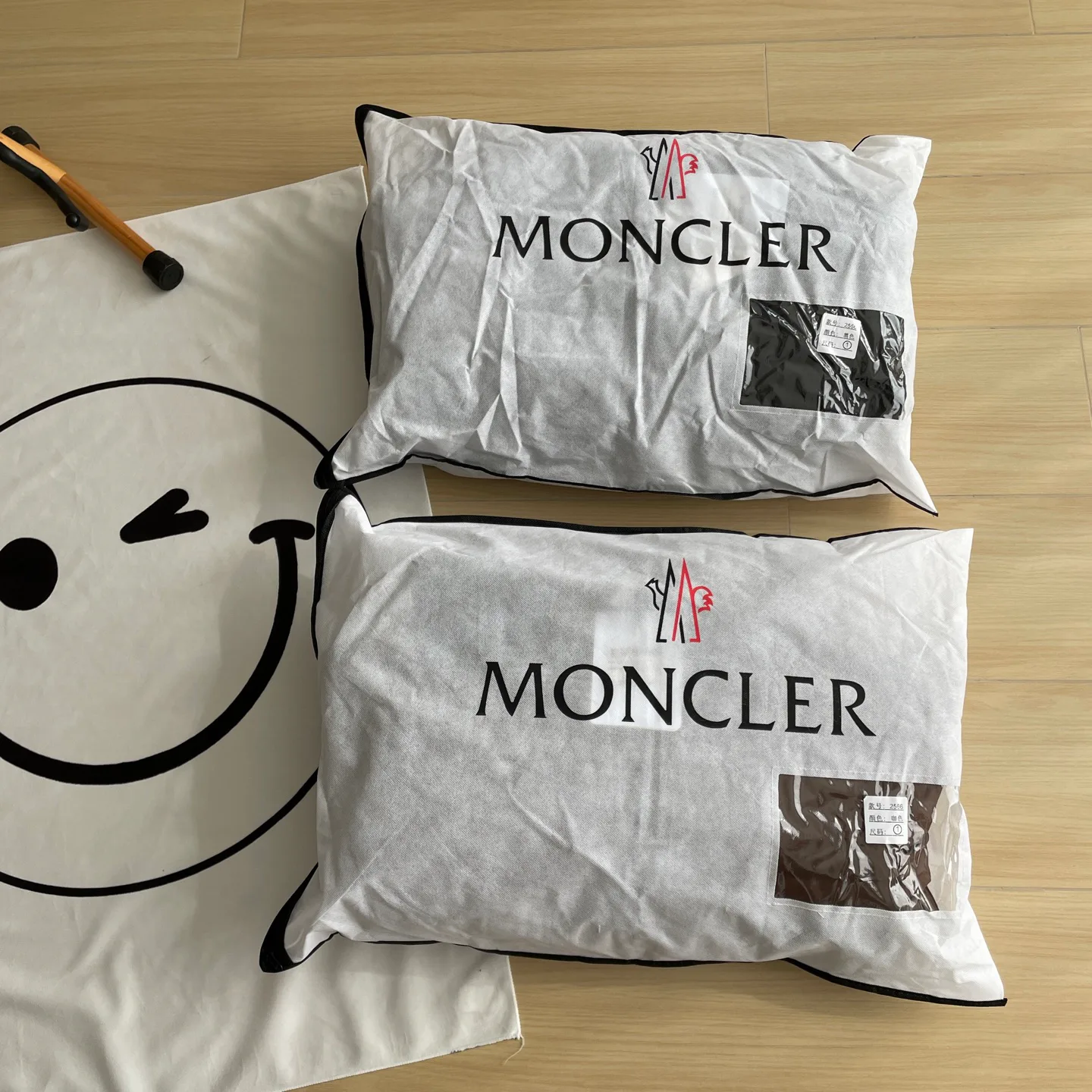 Куртки И Пуховики Мужские Moncler 905143