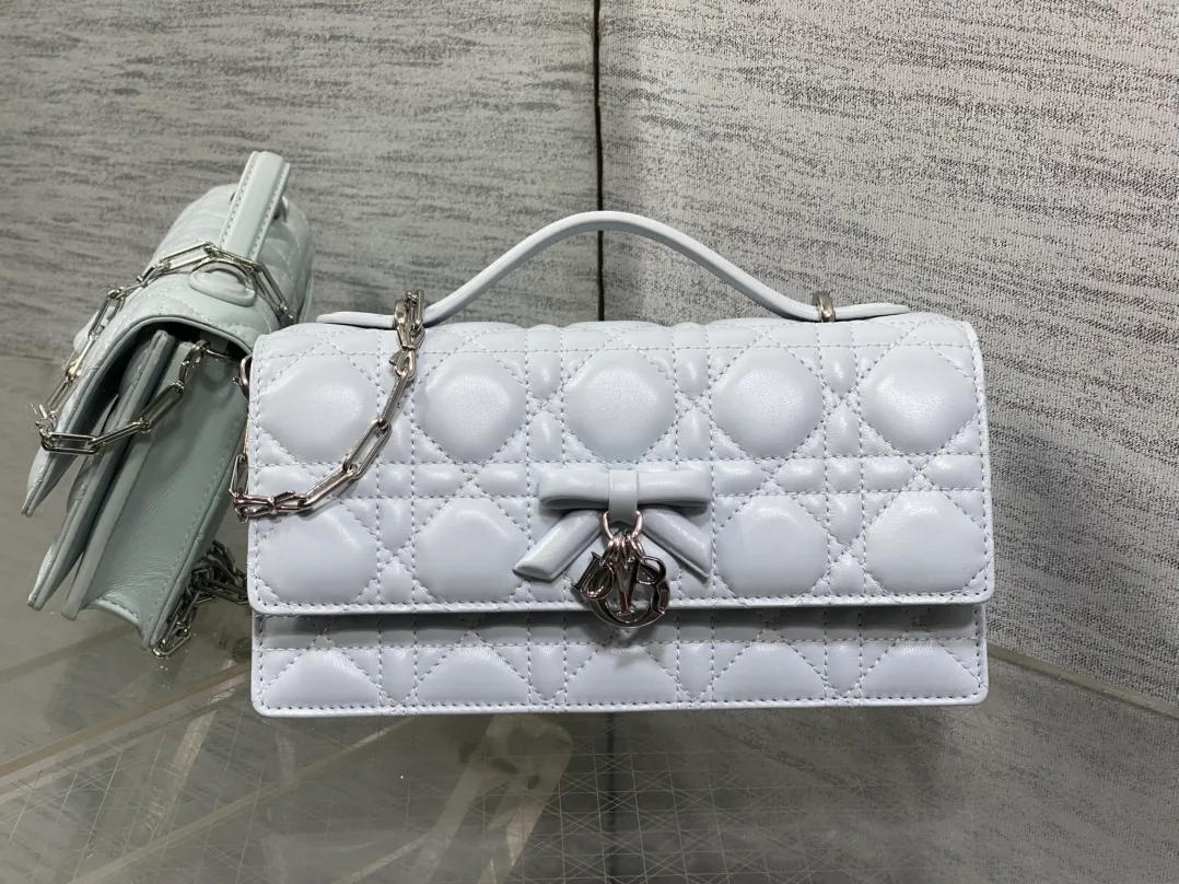 Клатчи Женские Christian Dior 11685214
