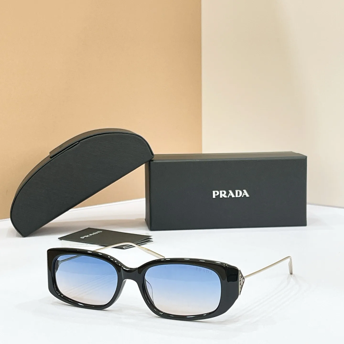 Очки Prada 17428198