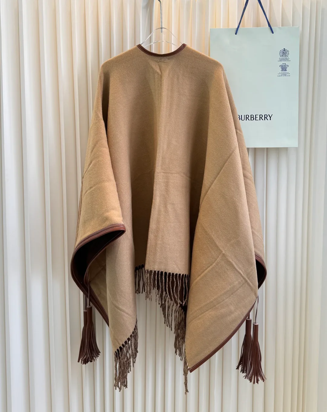Пальто Женские Burberry 18763077