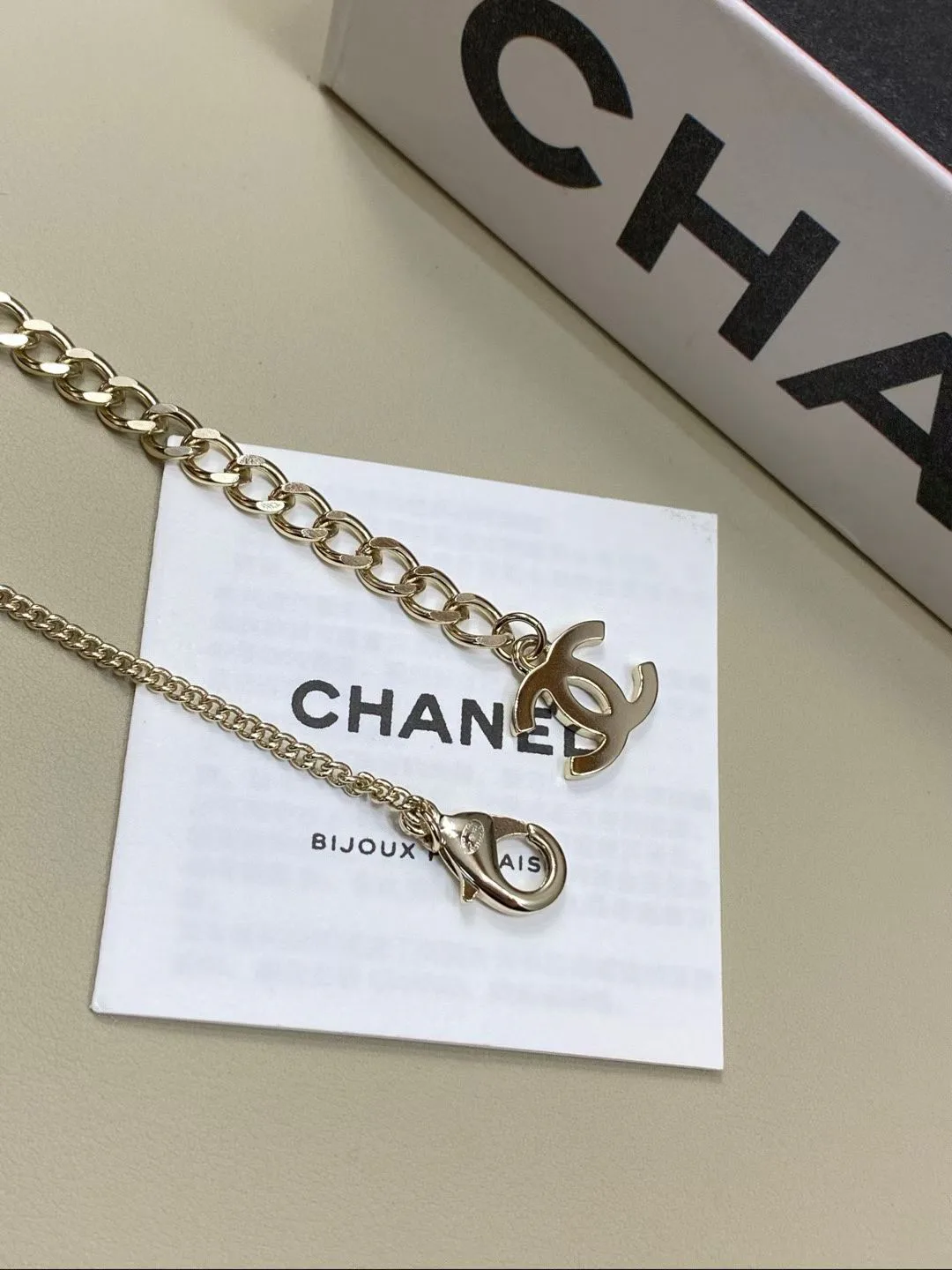 Бижутерия Chanel 822907