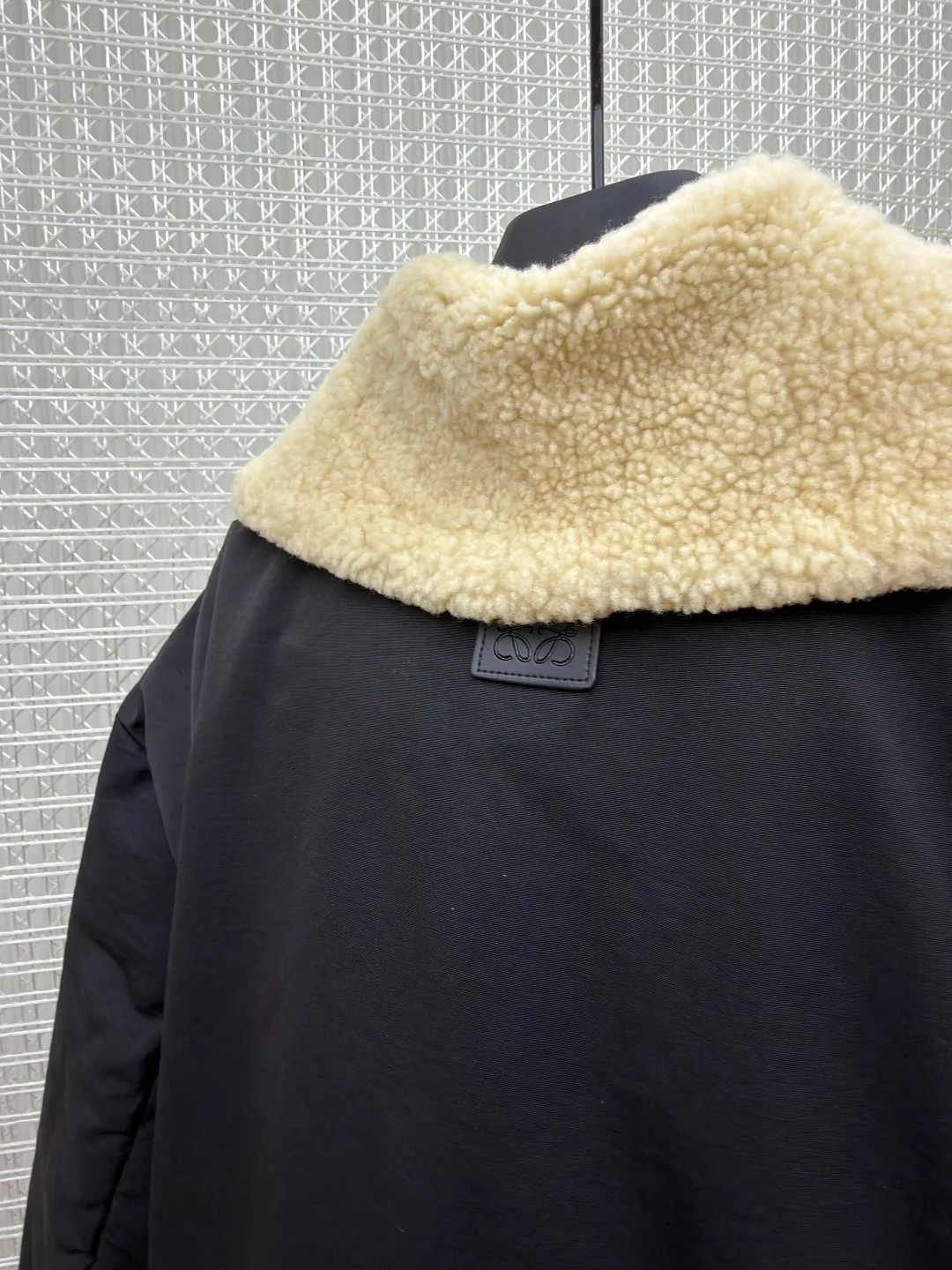 Куртки И Пуховики Женские Loewe 18612878