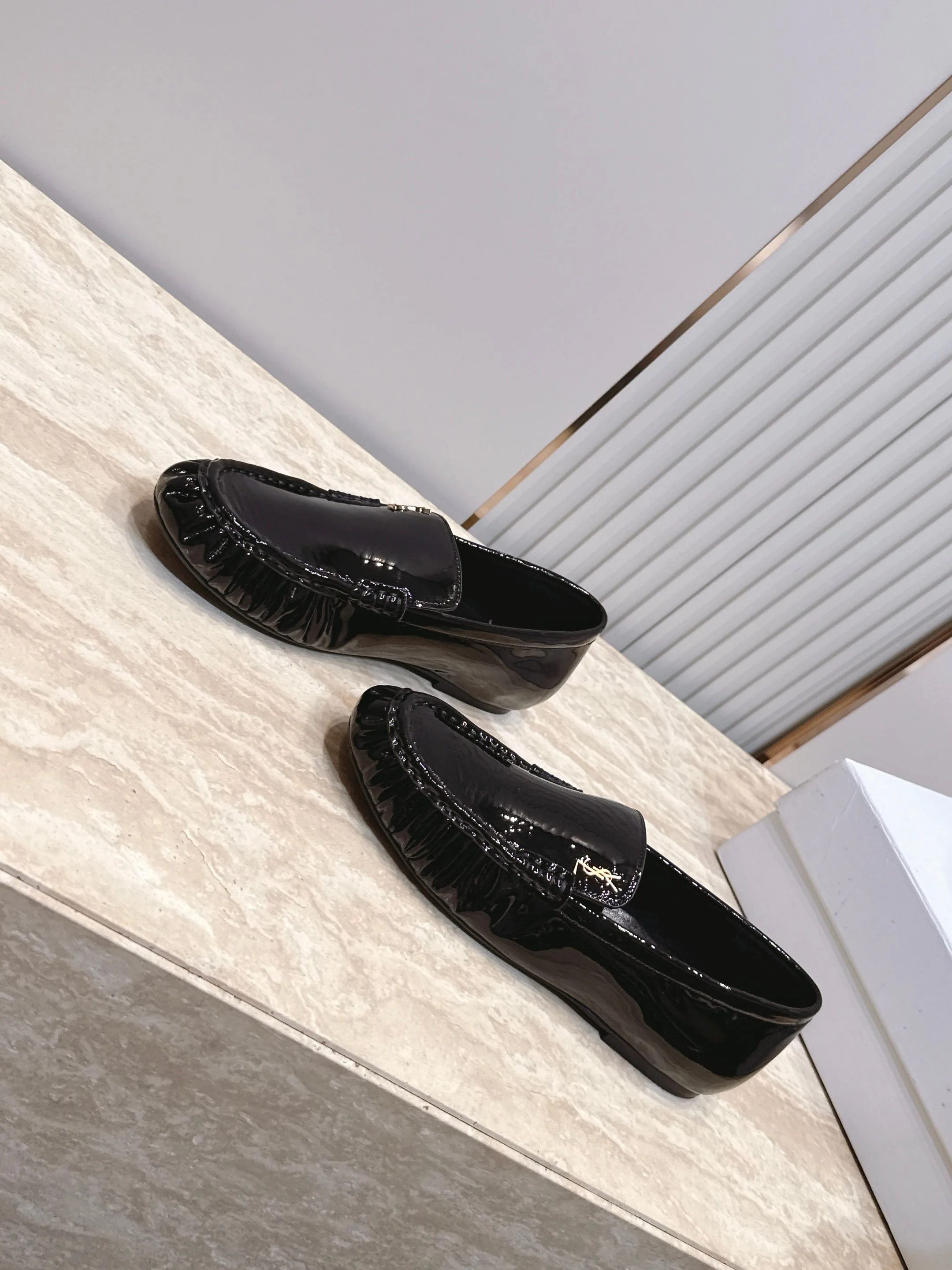 Лоферы И Мокасины Женские Saint Laurent 17701345