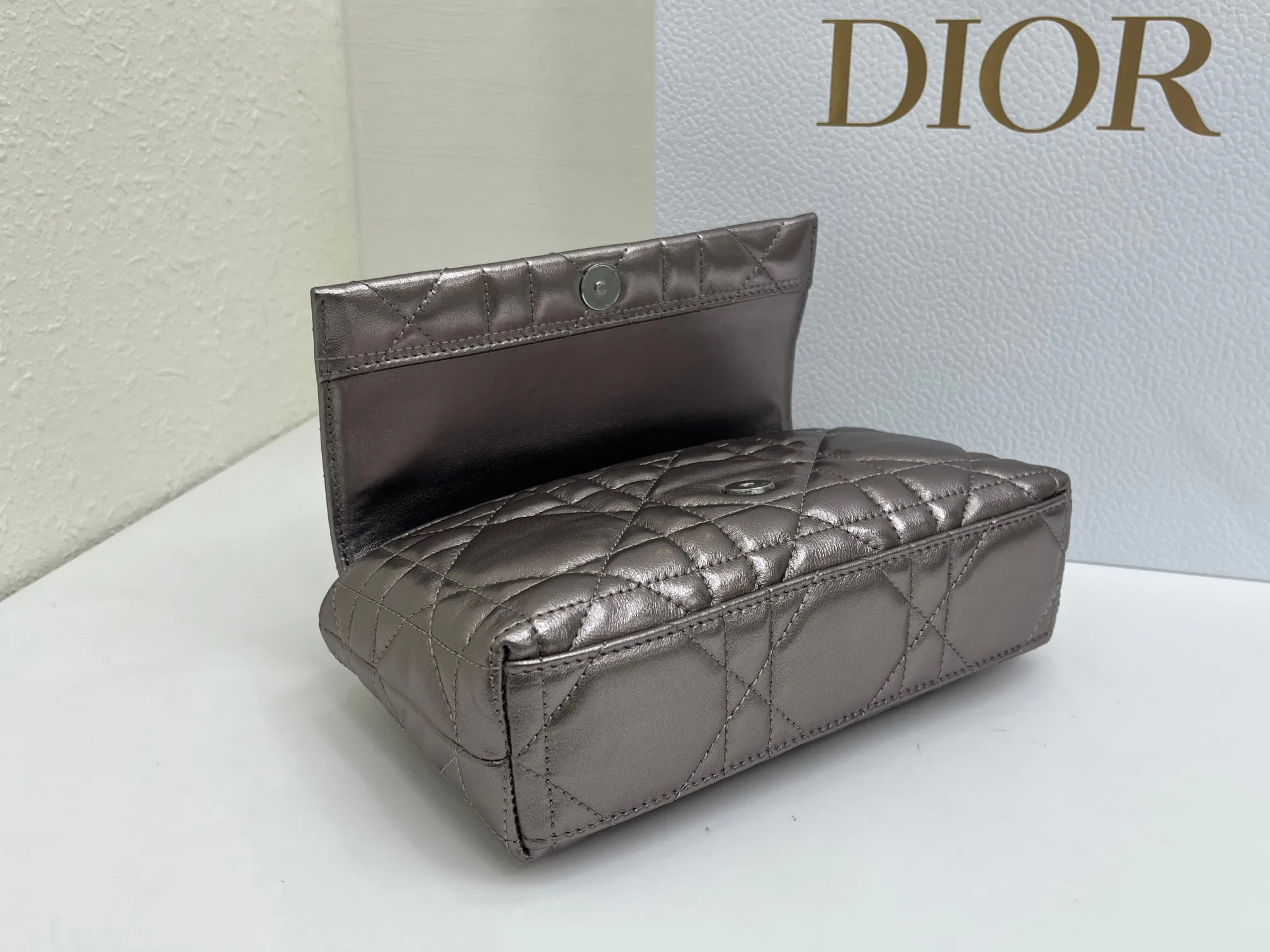 Классические Сумки Женские Christian Dior 17463894