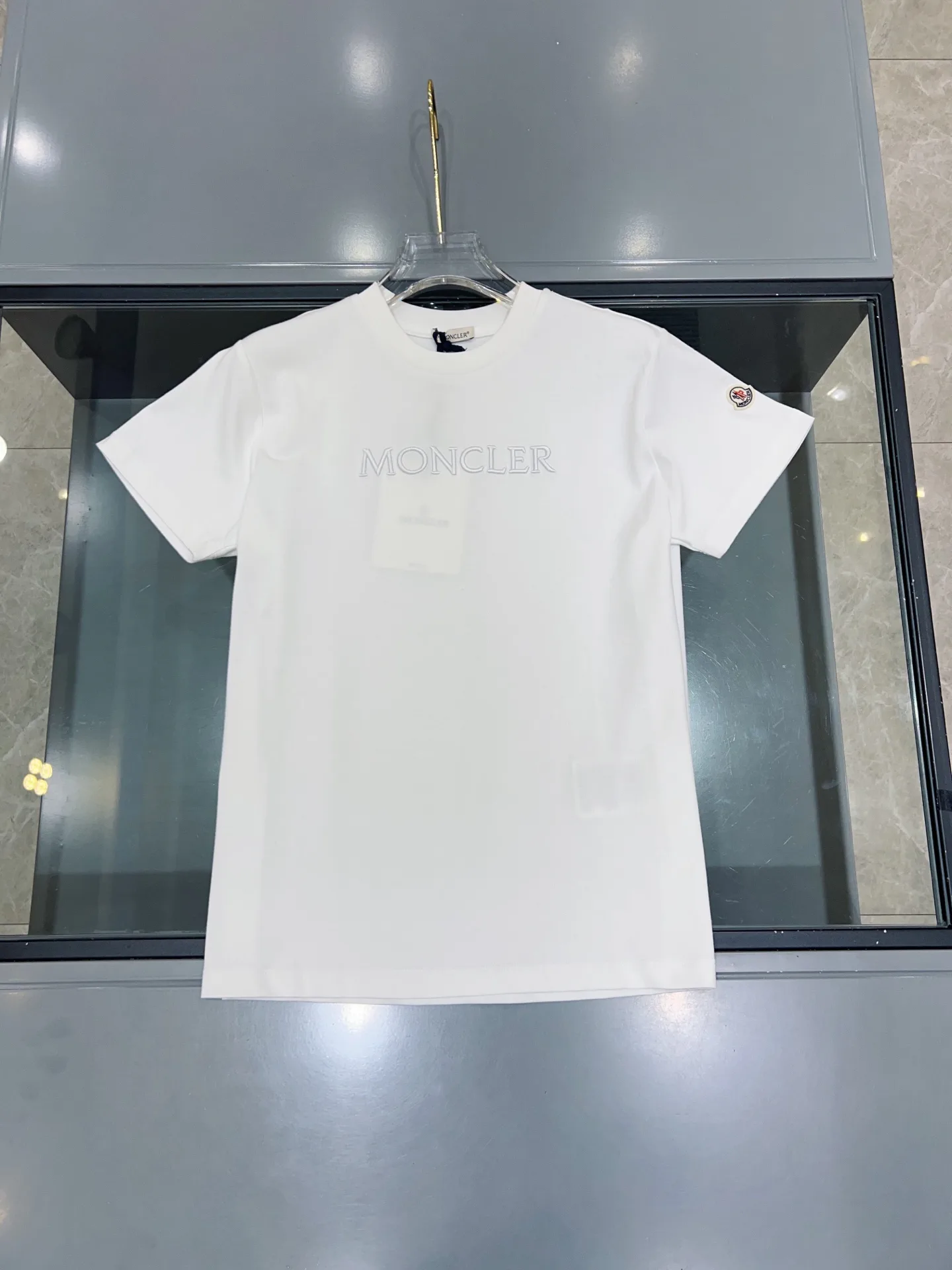 Футболки Женские Moncler 11076509