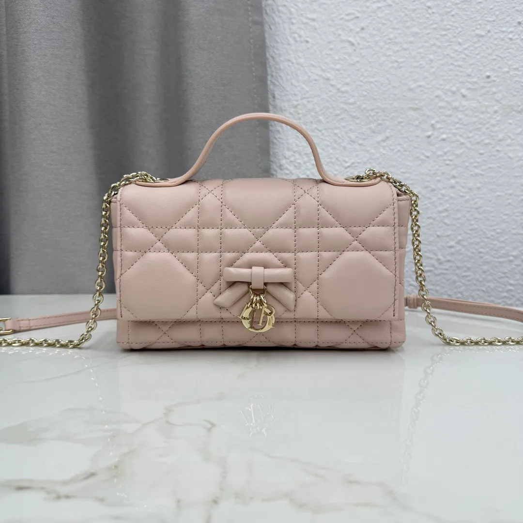 Классические Сумки Женские Christian Dior 16848244