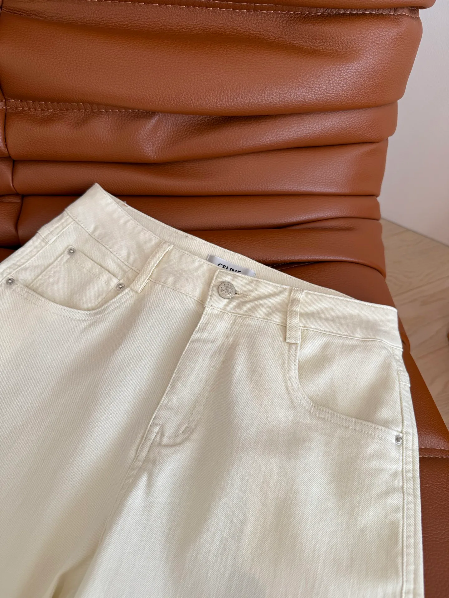 Джинсы Женские Armani 19834