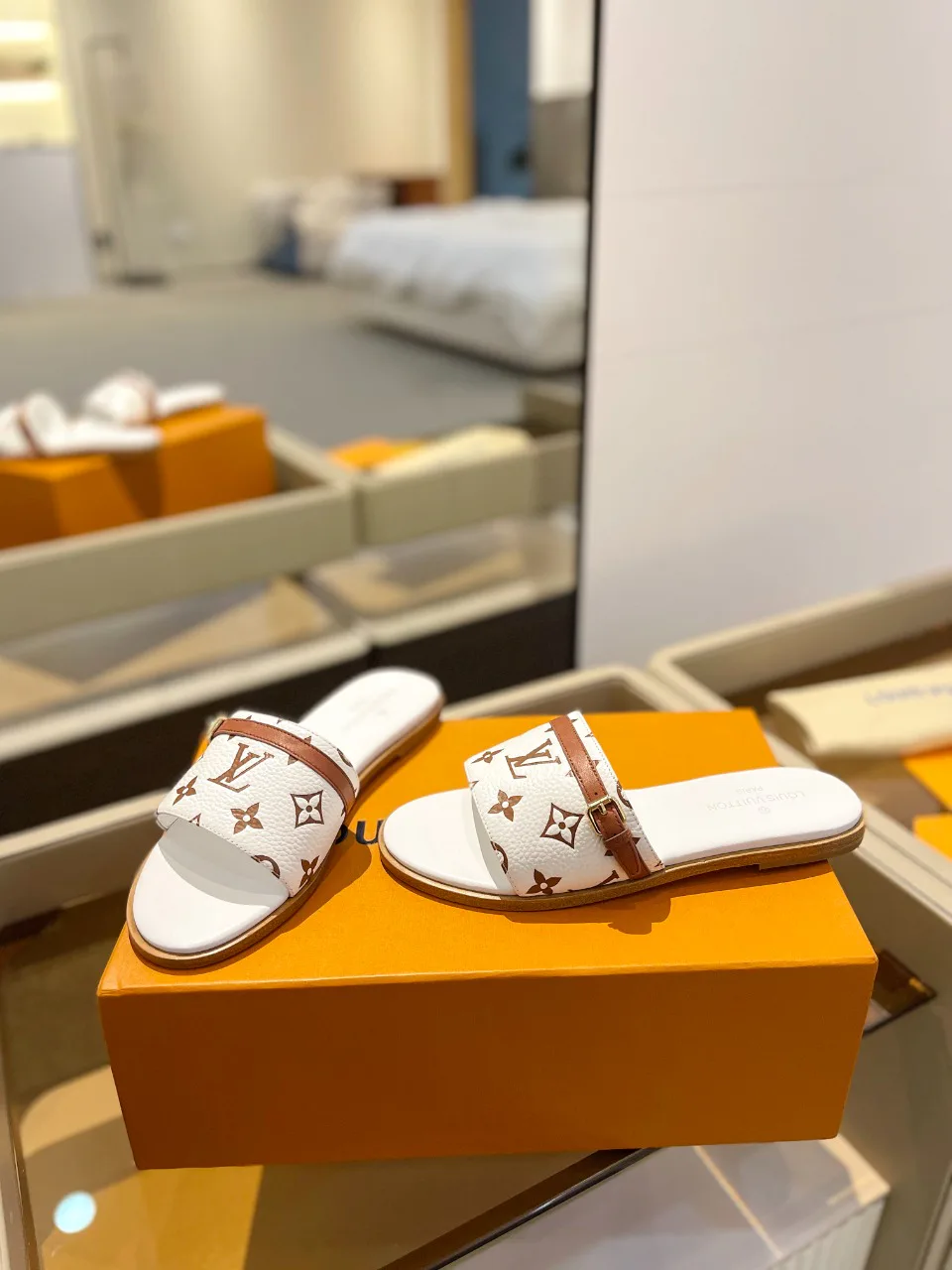 Сандалии Женские Louis Vuitton 9623575