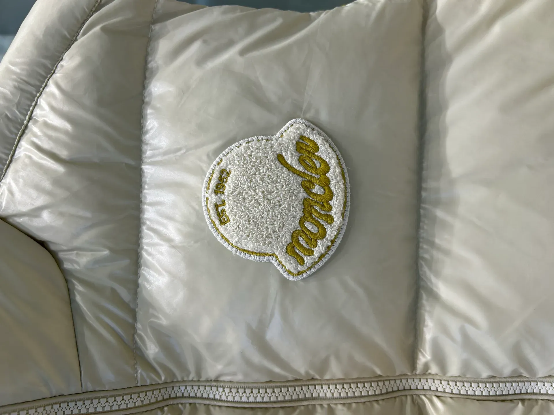 Жилеты Мужские Moncler 112218