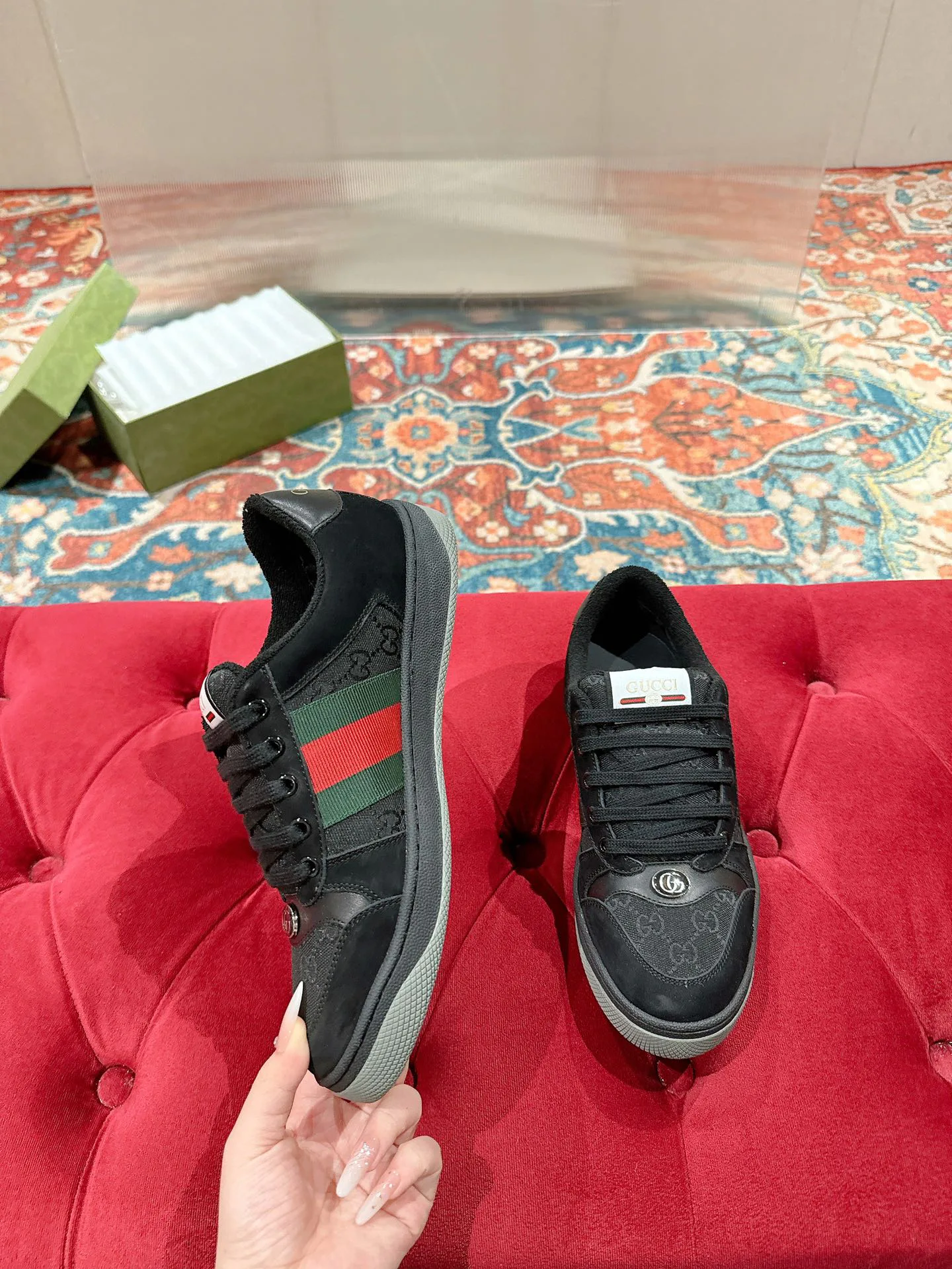 Кроссовки Женские Gucci 17956657