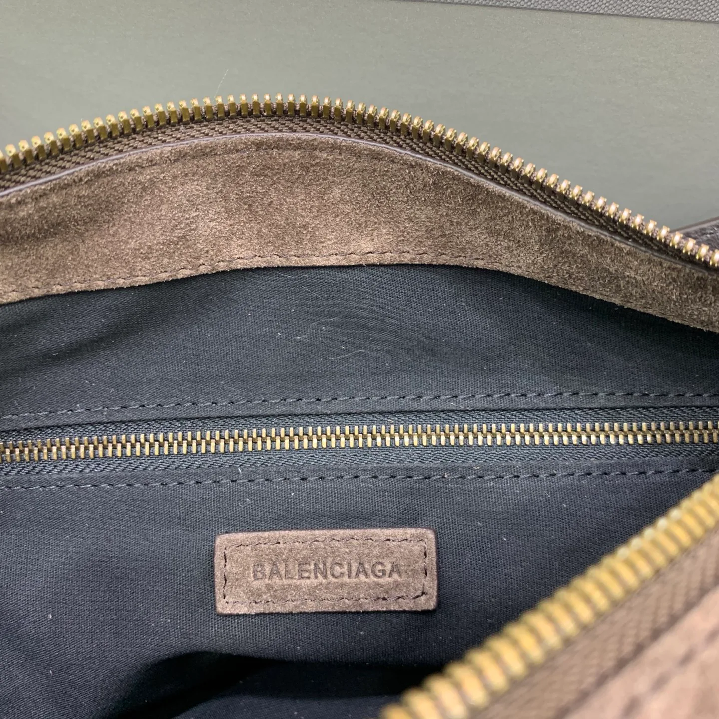 Сумки На Ремне Женские Balenciaga 12600605