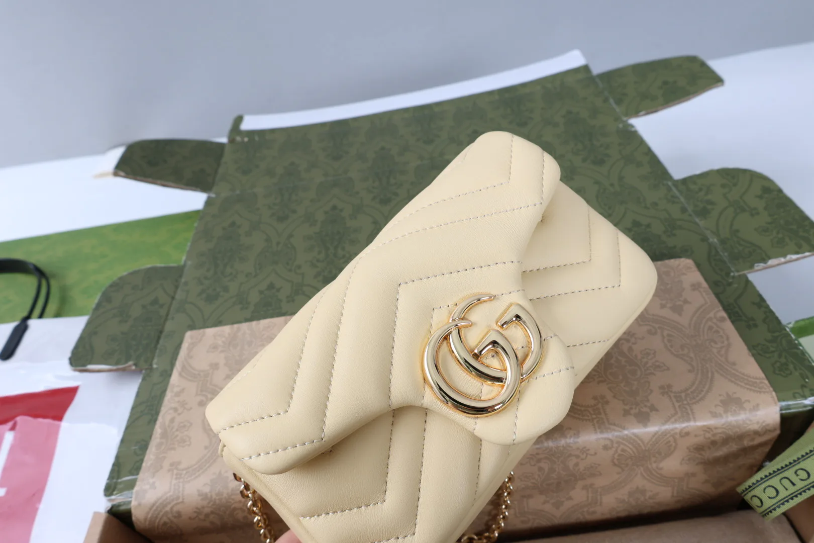 Классические Сумки Женские Gucci 18005070