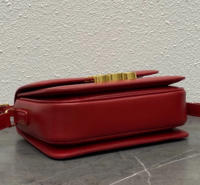 Классические Сумки Женские Celine 18141588