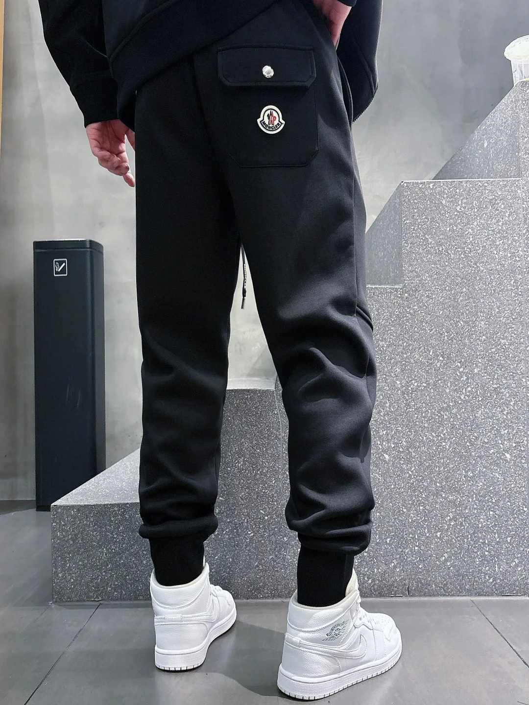 Брюки Мужские Moncler 1683