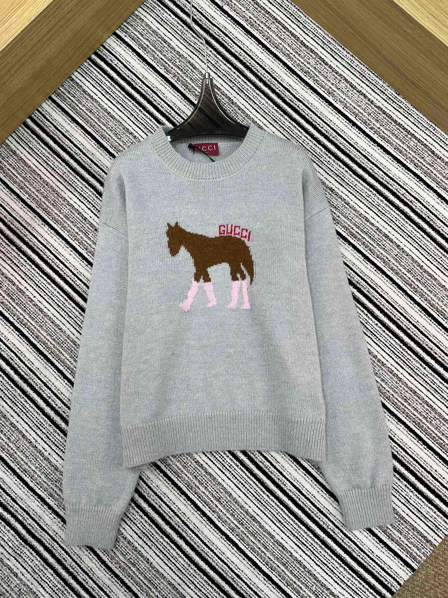 Джемперы И Свитеры Женские Gucci 1293077