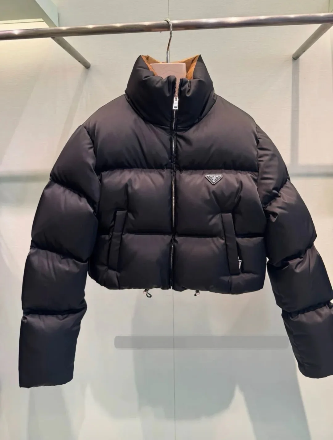 Куртки И Пуховики Женские Prada 19075619