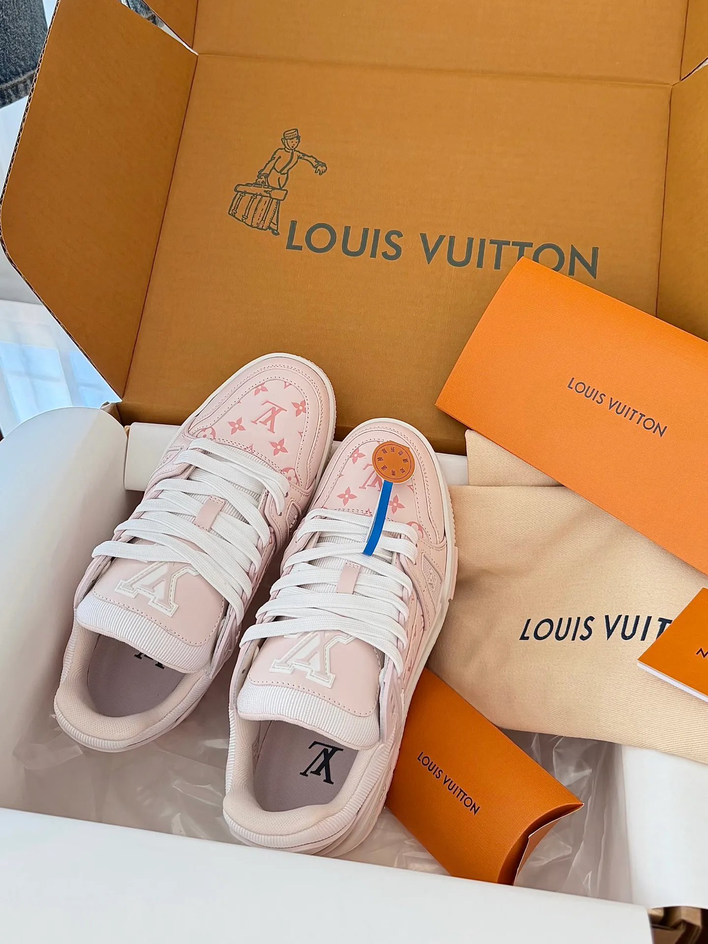 Кроссовки Женские Louis Vuitton 20091490