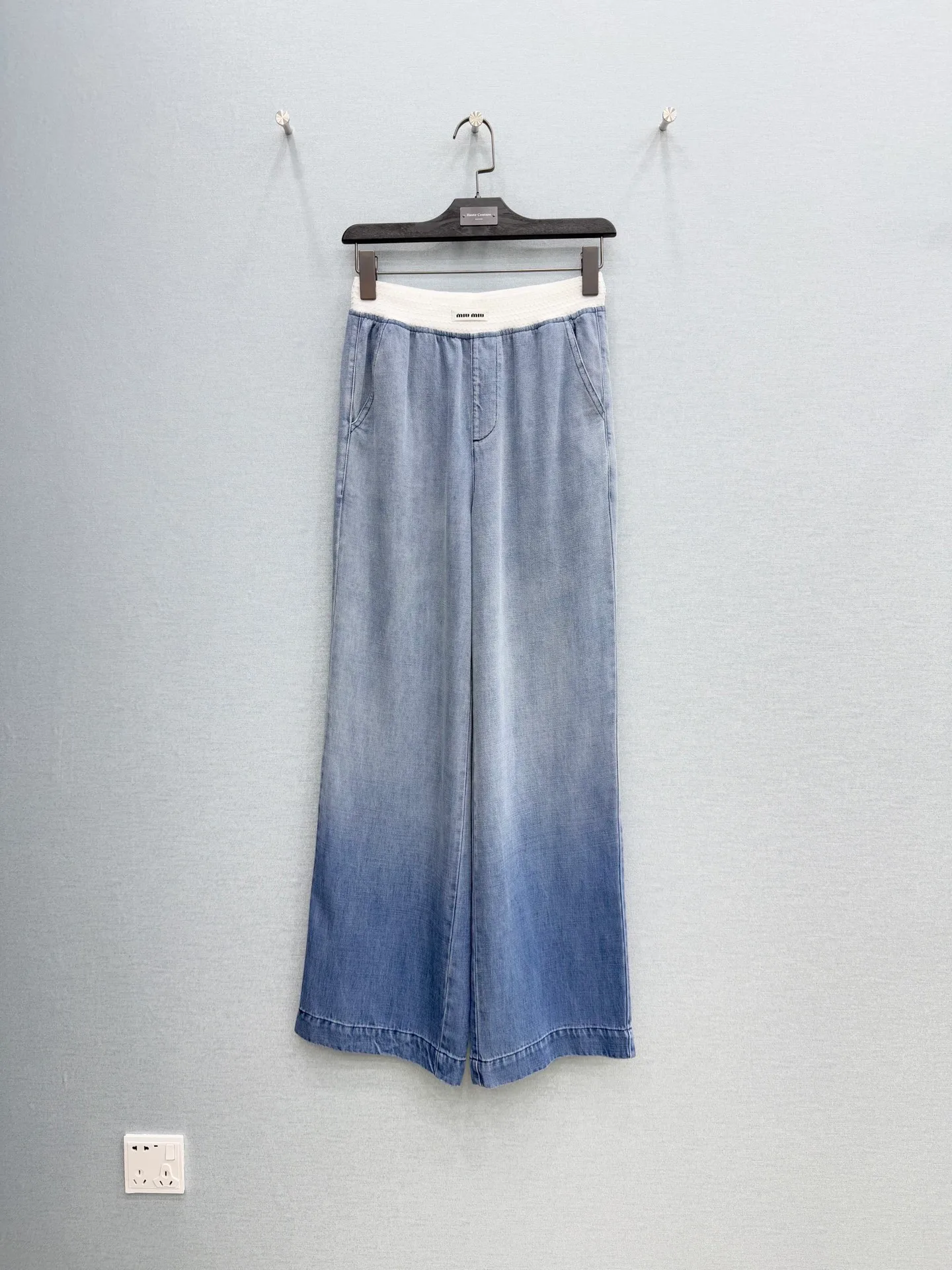 Джинсы Женские Miu Miu 13543846