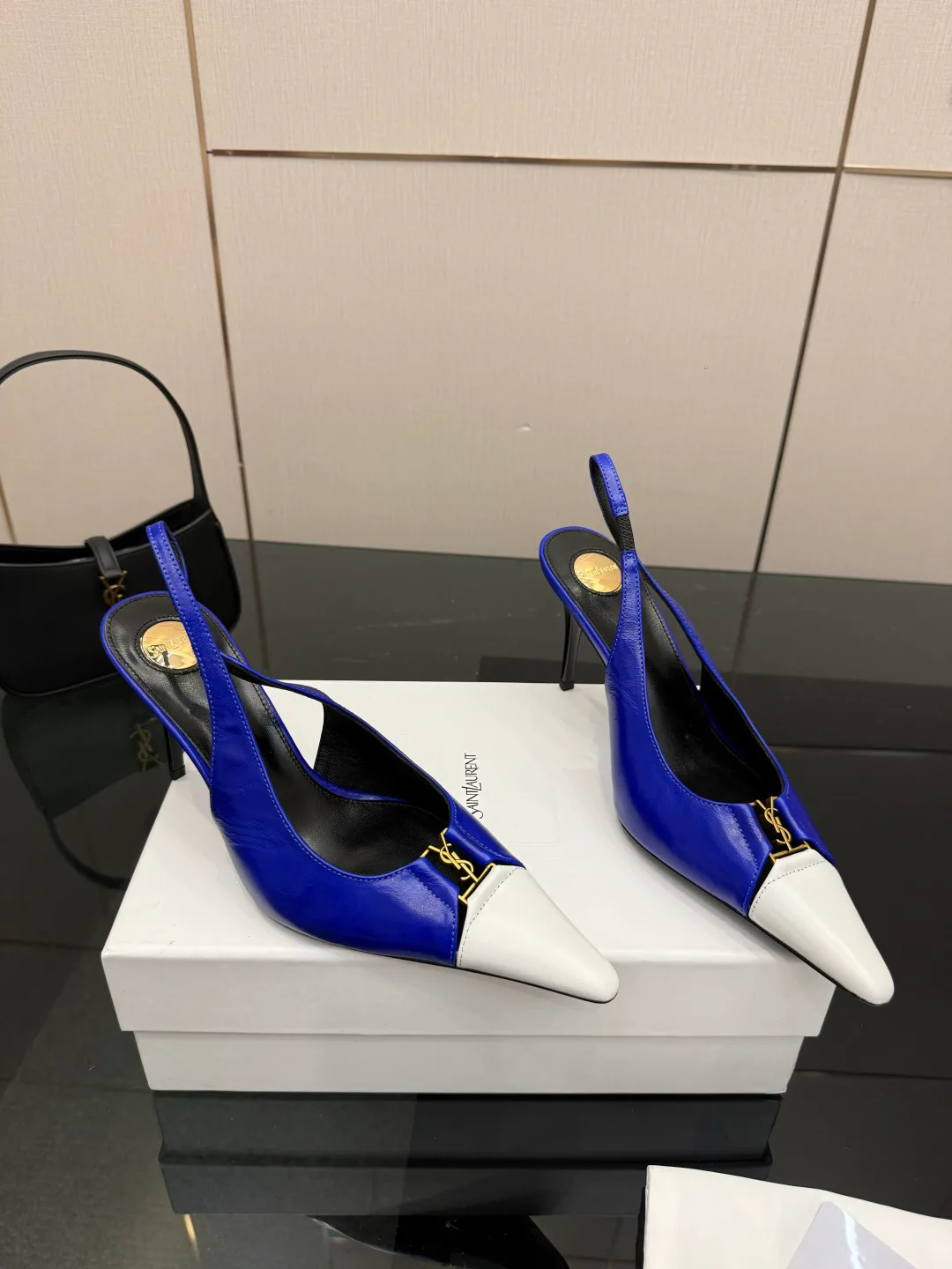 Босоножки Женские Saint Laurent 11409919