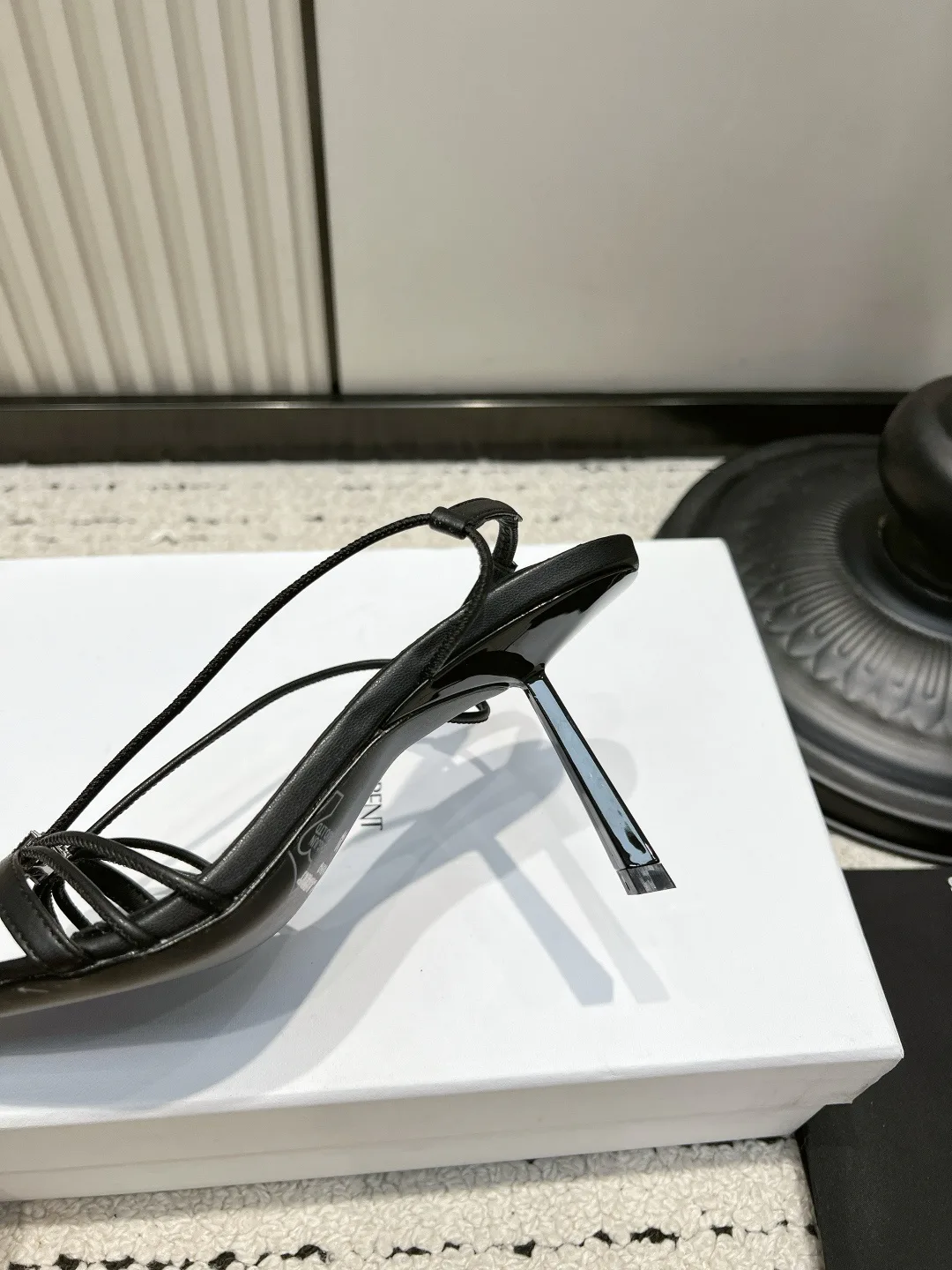 Босоножки Женские Saint Laurent 17578058