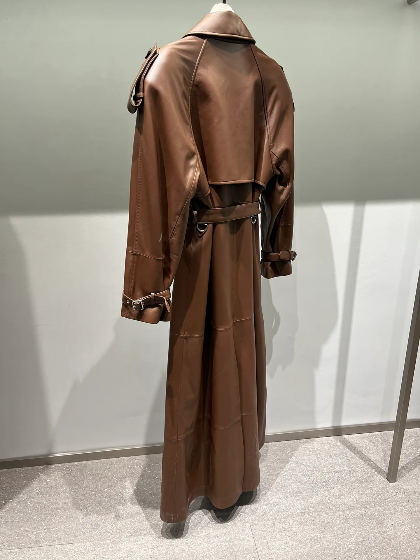 Кожаные Куртки И Дублёнки Женские Saint Laurent 1914887