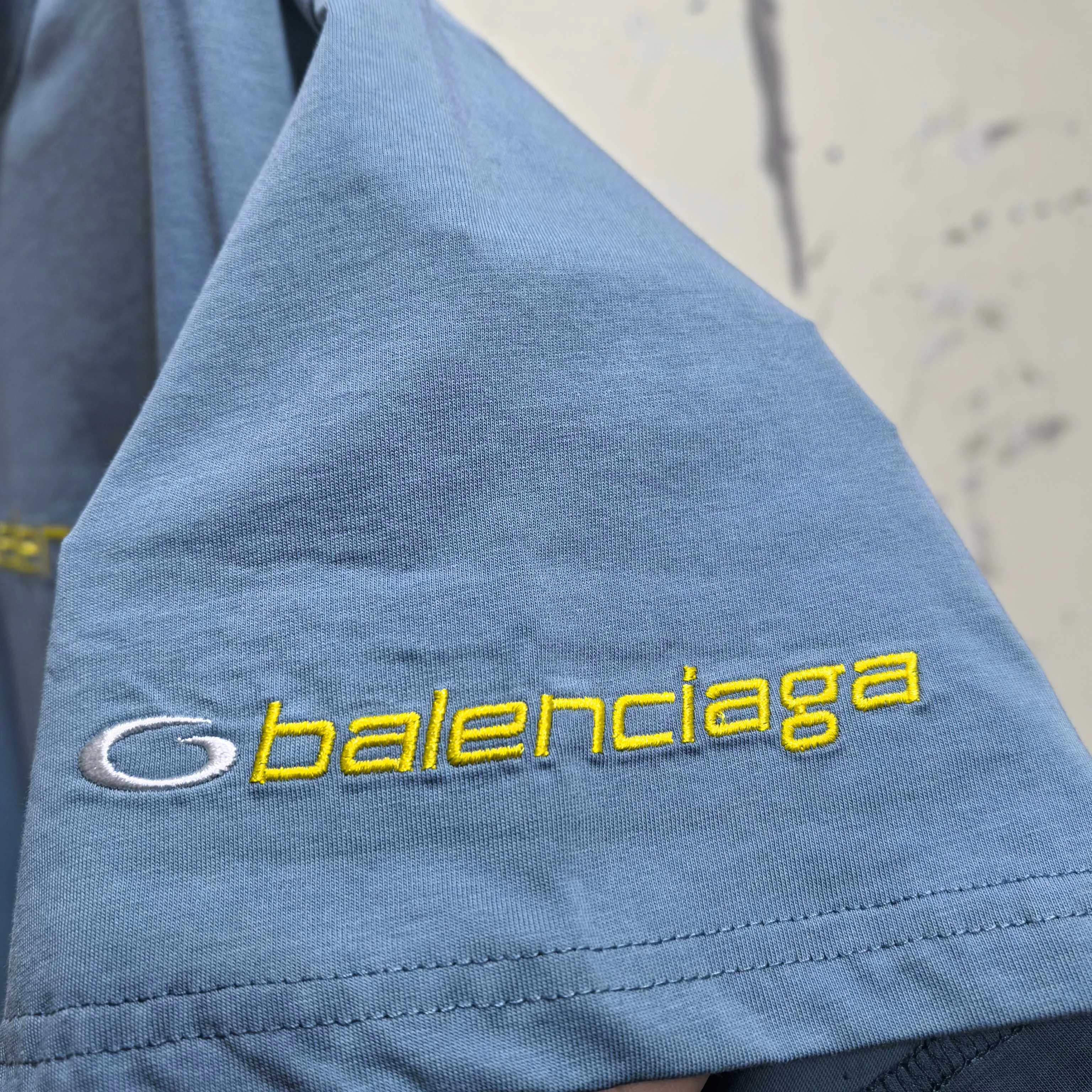 Футболки Женские Balenciaga 32243