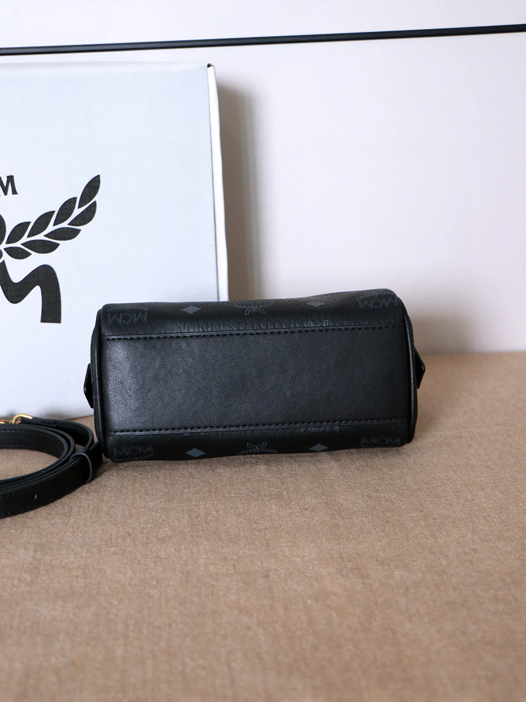 Классические Сумки Женские Mcm 13208837