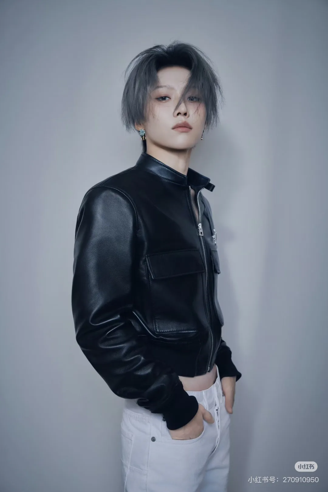 Кожаные Куртки И Дублёнки Женские Christian Dior 11683665