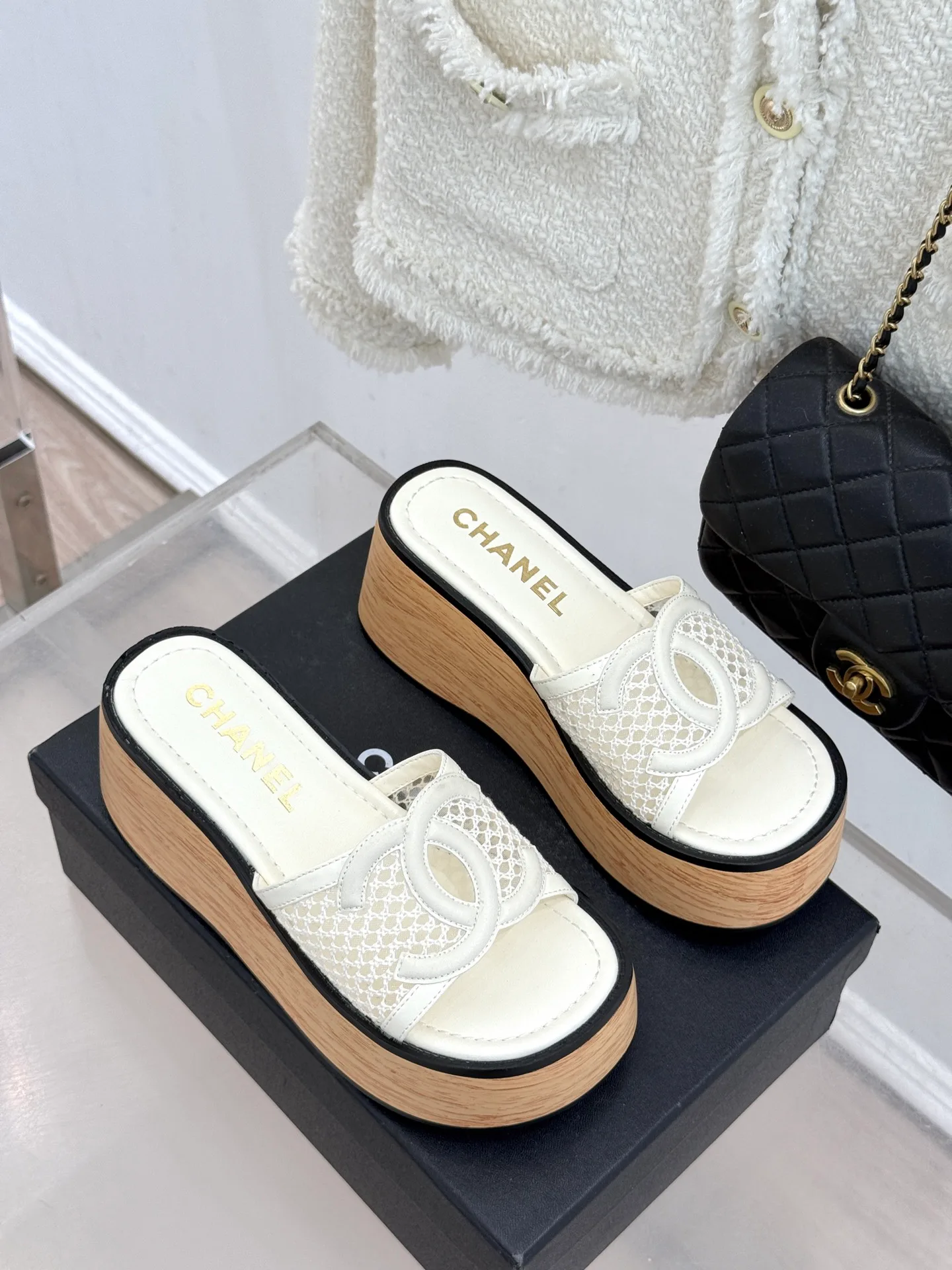 Сандалии Женские Chanel 13269247