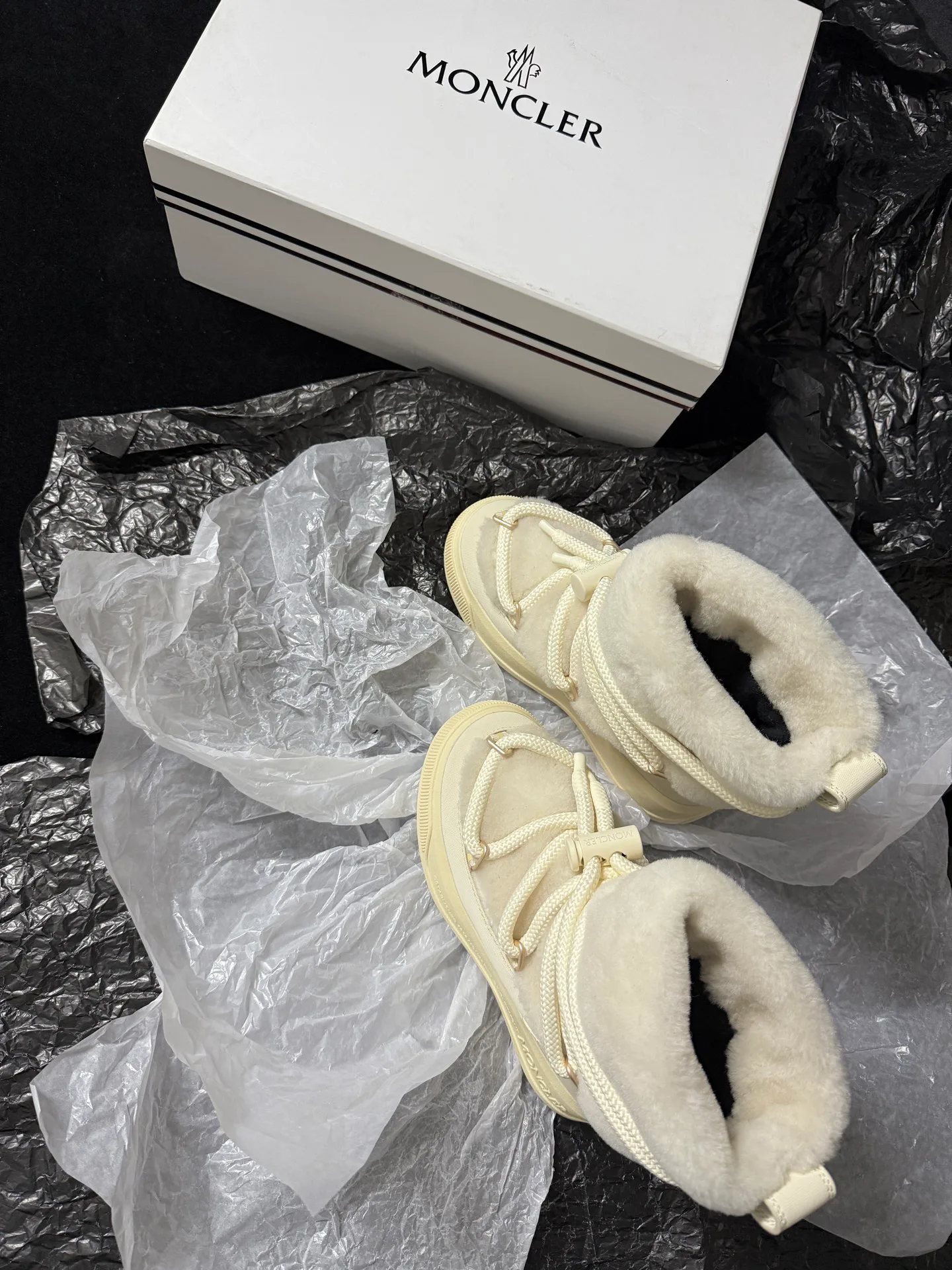 Угги Женские Moncler 394323