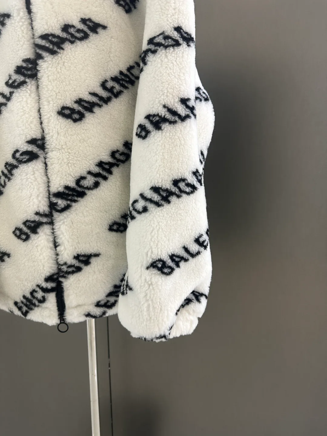 Куртки И Пуховики Женские Balenciaga 907376