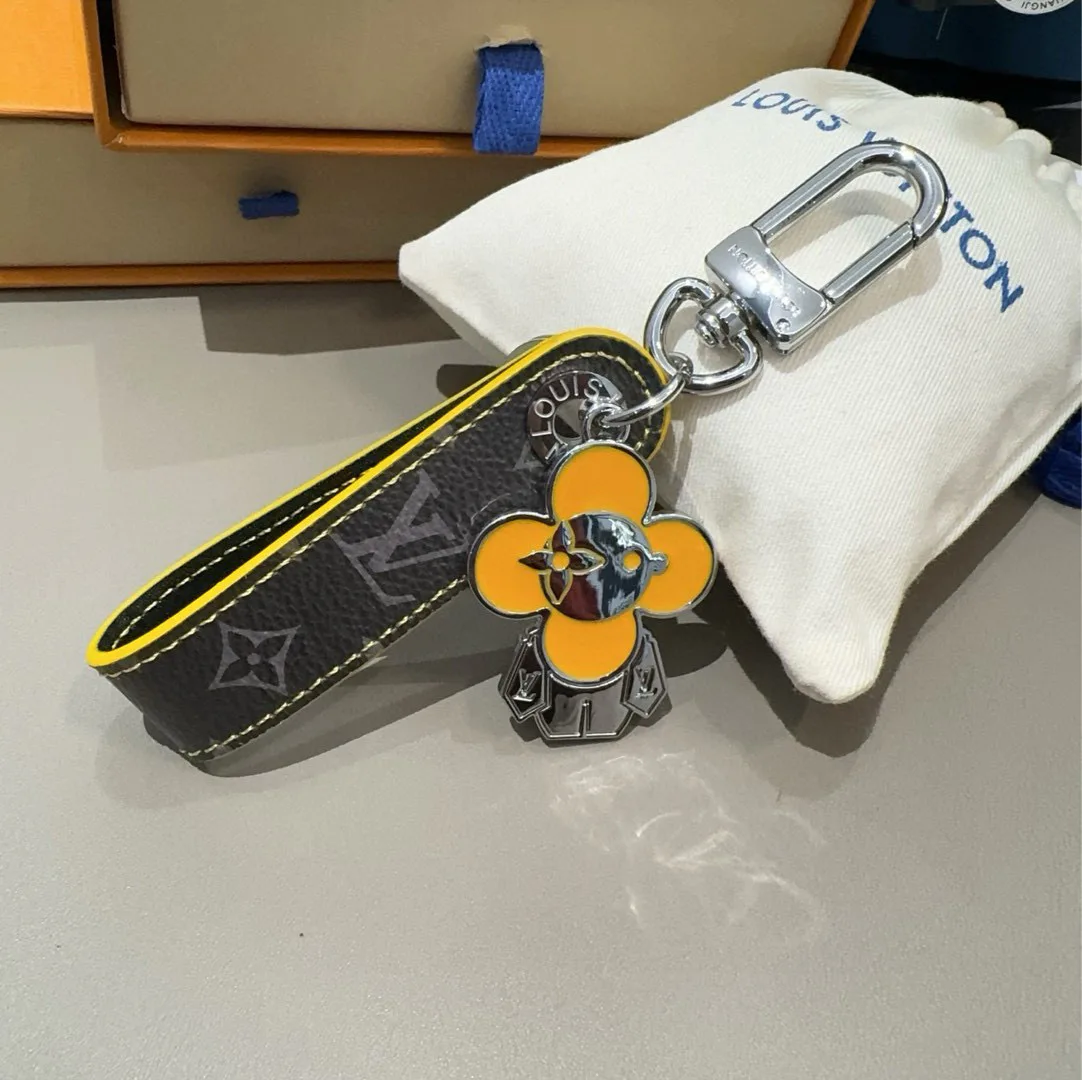 Ключницы Louis Vuitton 822793
