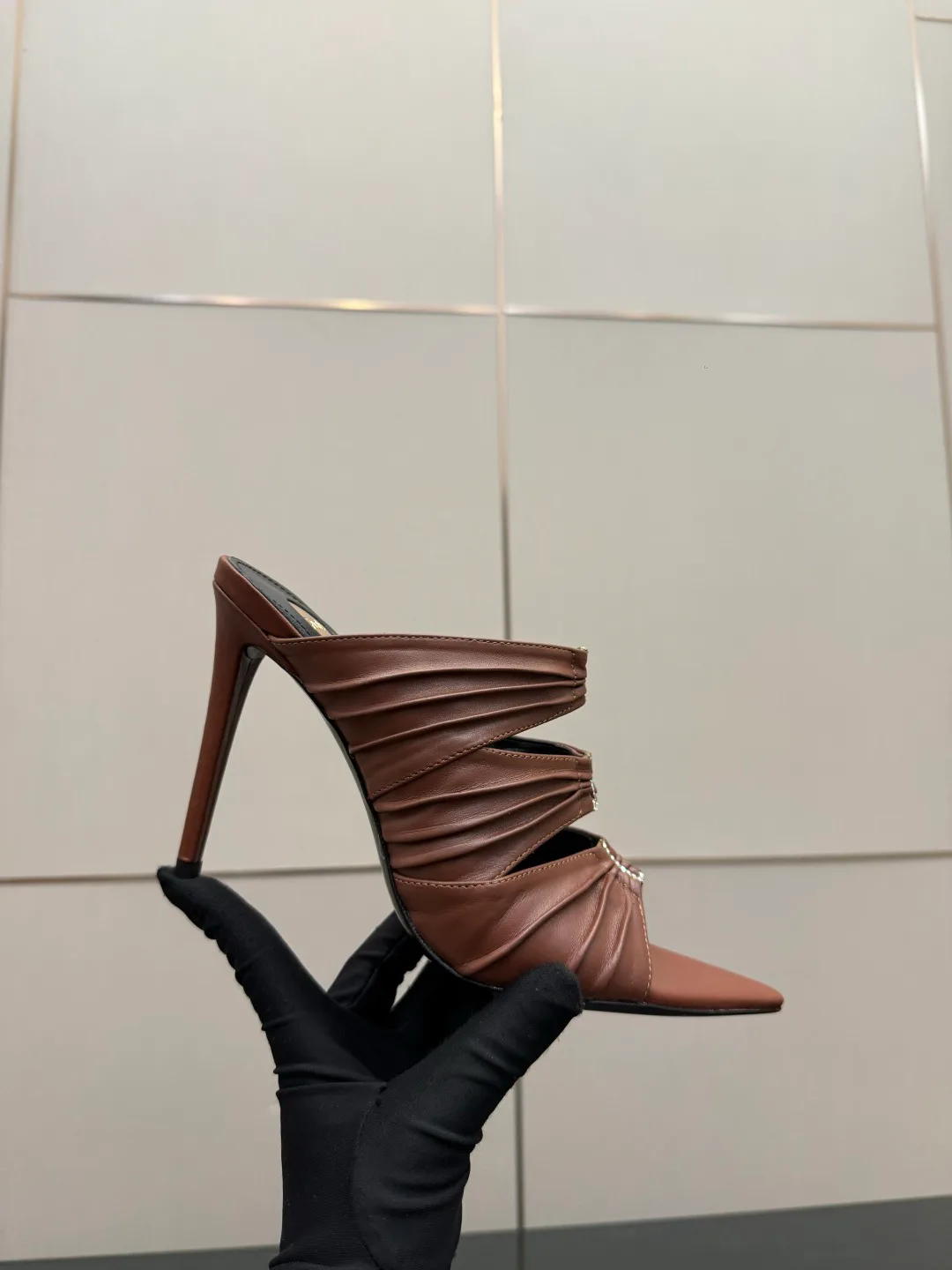 Сандалии Женские Saint Laurent 9317895