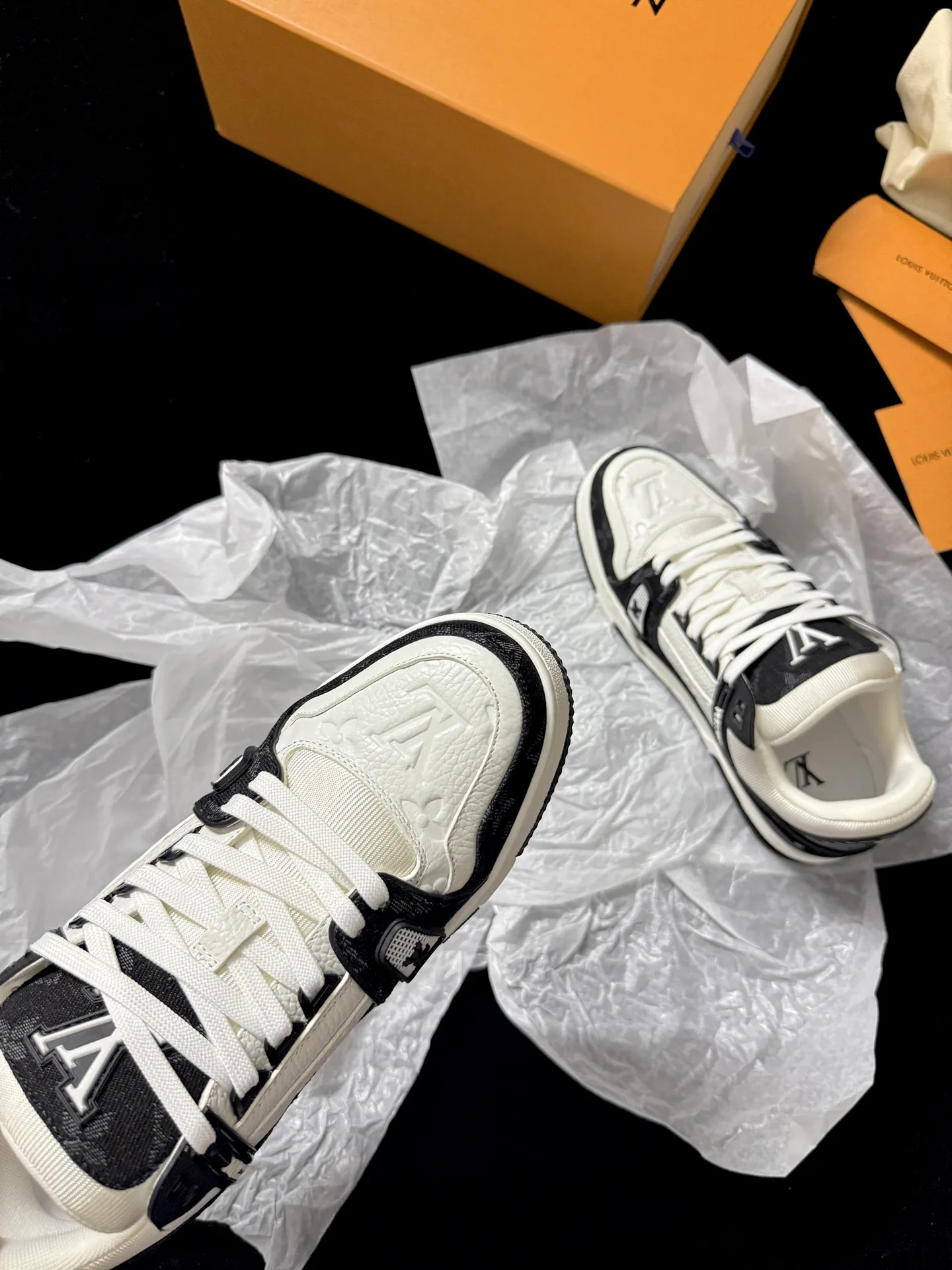 Кроссовки Женские Louis Vuitton 91222