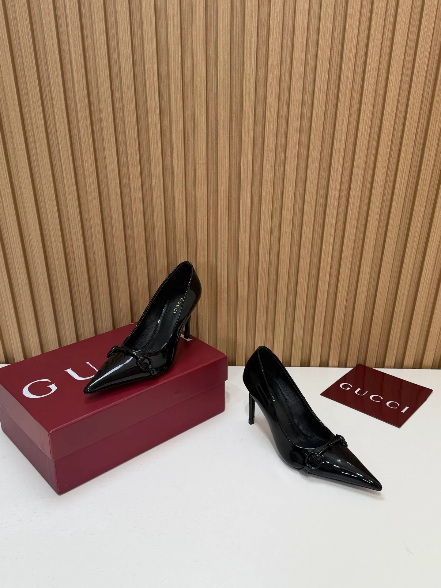 Туфли Женские Gucci 18700160
