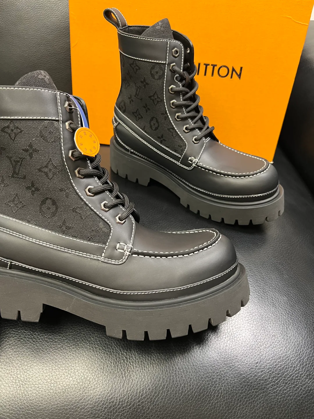 Ботинки Мужские Louis Vuitton 18417486