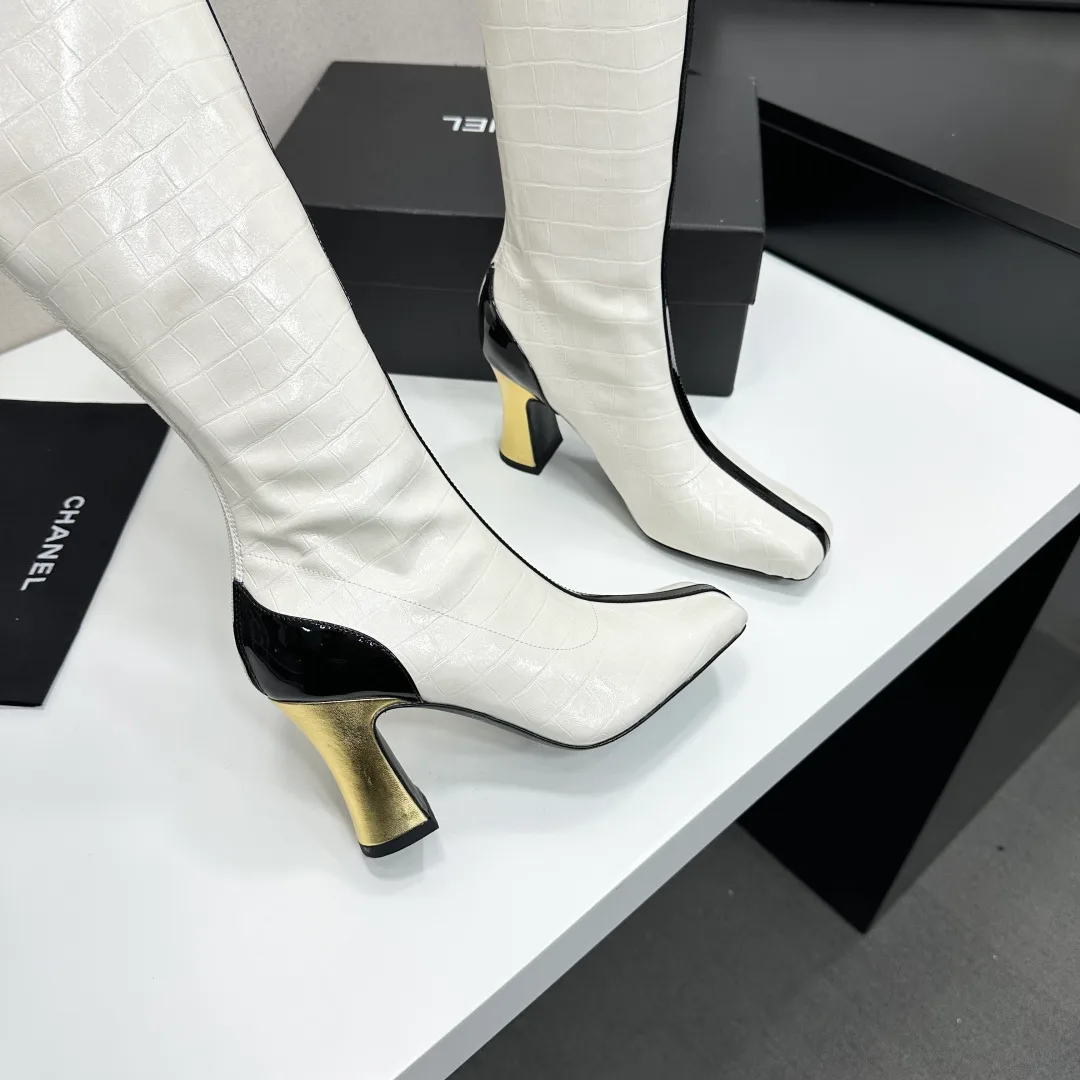 Сапоги Женские Chanel 18366725