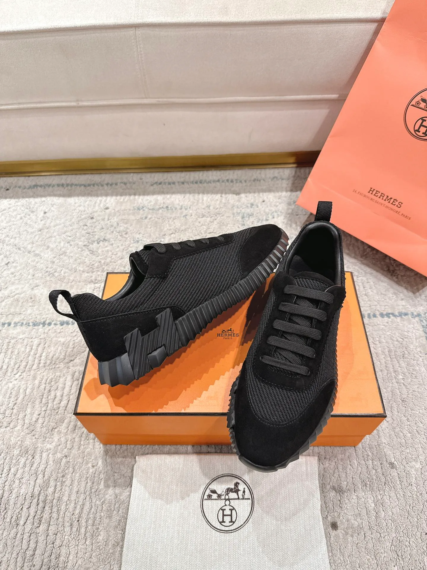 Кроссовки Женские Hermes 11738671