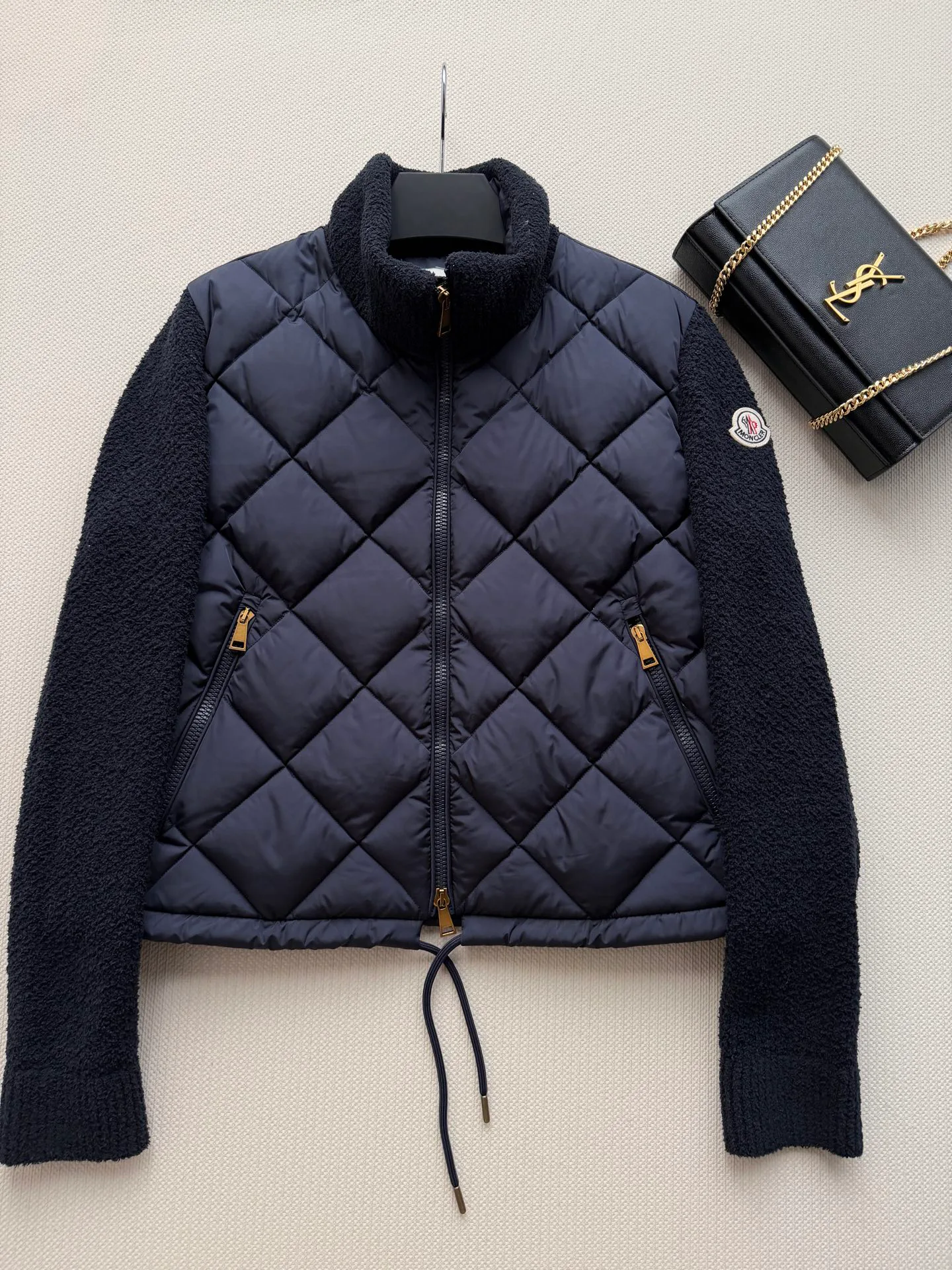 Куртки И Пуховики Женские Moncler 18325816