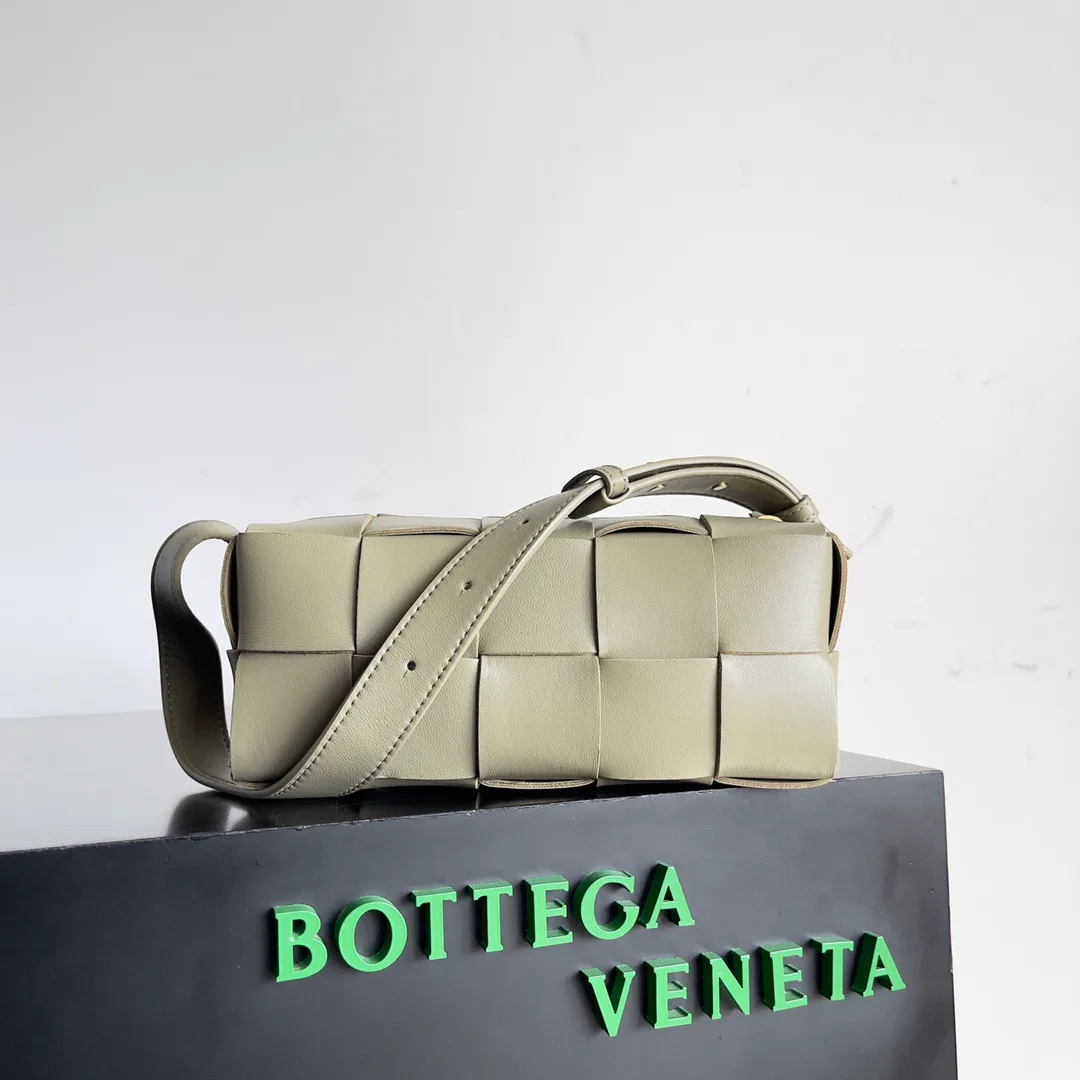 Классические Сумки Женские Bottega Veneta 18161099
