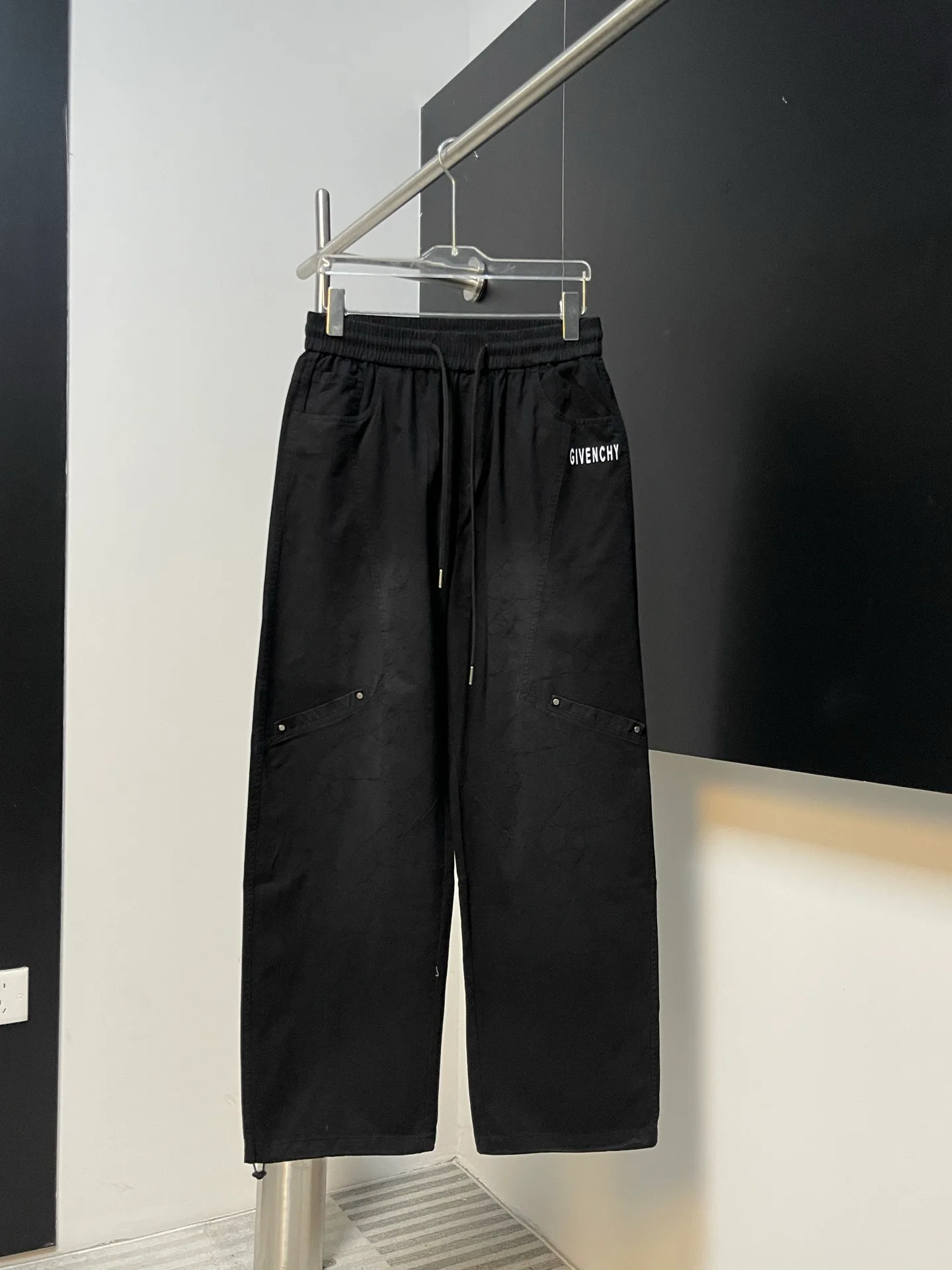 Брюки Мужские Givenchy 11877956