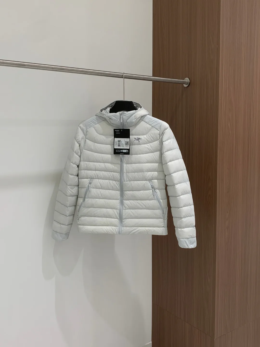 Куртки И Пуховики Женские Arcteryx 19167917