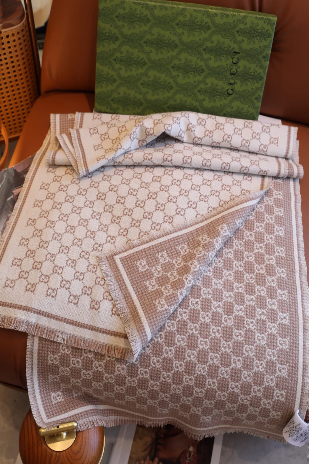 Шарфы Gucci 473282