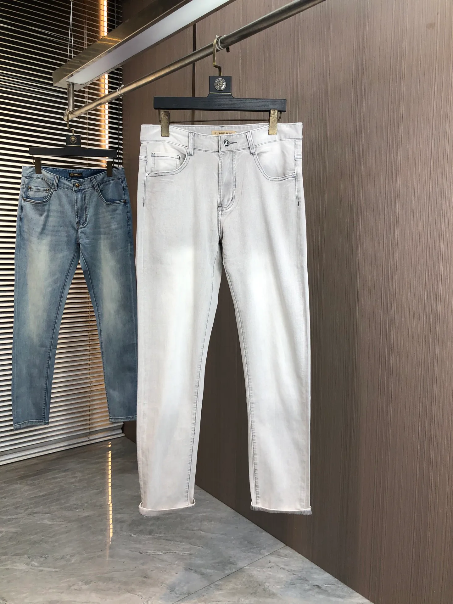 Джинсы Мужские Burberry 11514670