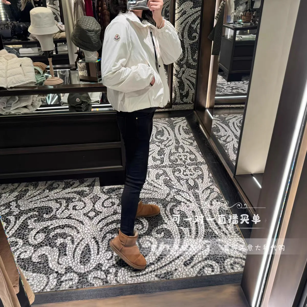 Куртки И Пуховики Женские Moncler 18711125